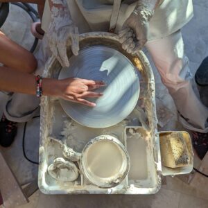  atelier de poterie pour débutants pièces émaillées après cuisson