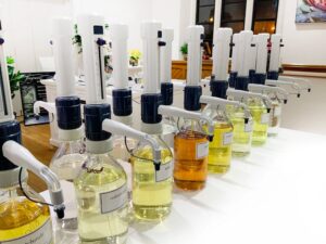 Atelier parfum : créer une fragrance unique qui vous ressemble- 2